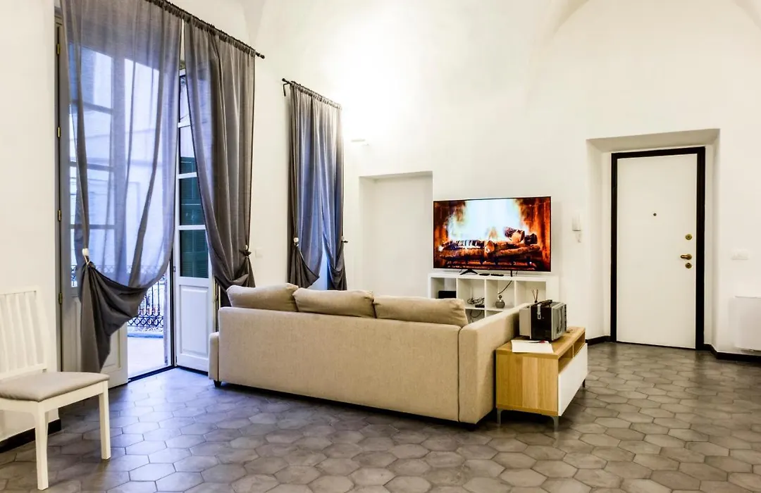 Archivolto del Teatro, 3-1